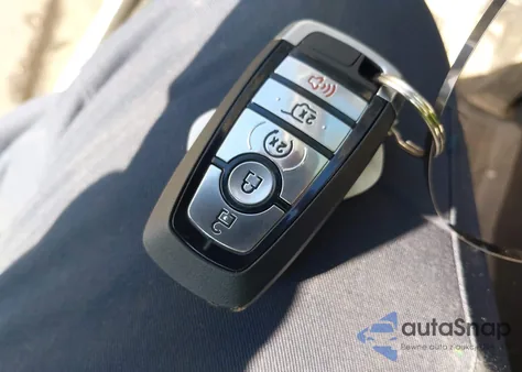 2021 Ford Explorer Xlt from USA, damaged, VIN 1FMSK8DH6MGC45881